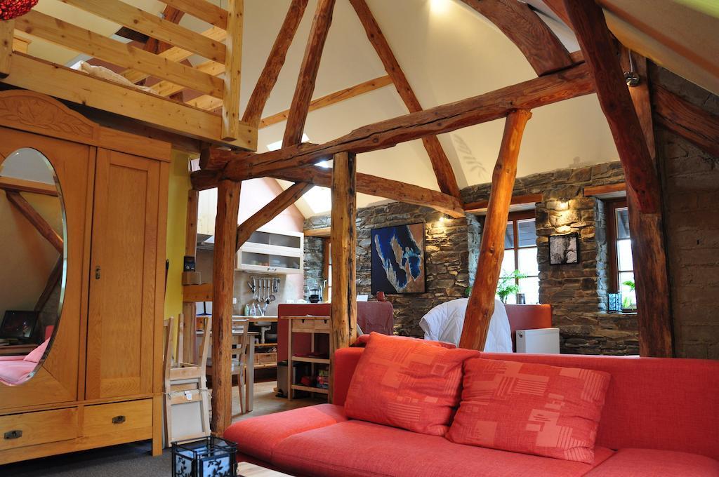 Appartement Lehmlounge à Montjoie Chambre photo